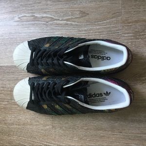 Adidas Sneakers